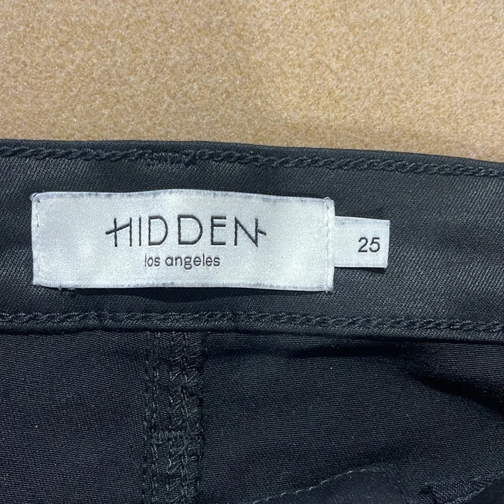 HIDDEN JEANS RYAN BLACK COATED CROPPED BOOTCUT JEANS WITH SIDE SLITS SIZE 25 - Picture 8 of 14